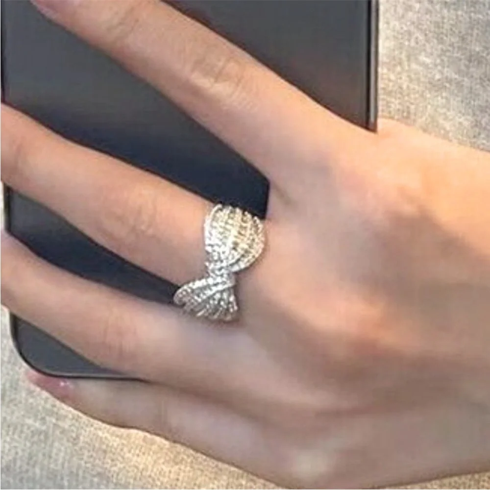 New Luxury Gorgeous 925 Silver Diamond Twist Knot Ring - Picture 5 of 6